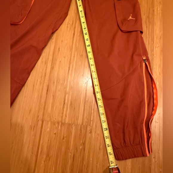 JORDAN WOMEN SPORT TUNNEL PANTS (MARS STONE / SAFETY ORANGE - Picture 12 of 16